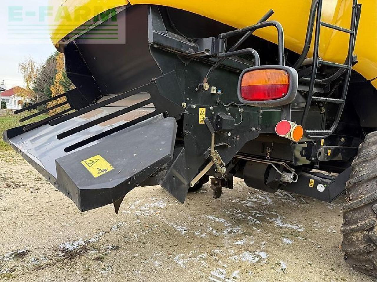 Зърнокомбайн New Holland cx8070 (cx8060,cx8080): снимка 15 Зърнокомбайн New Holland cx8070 (cx8060,cx8080): снимка 15