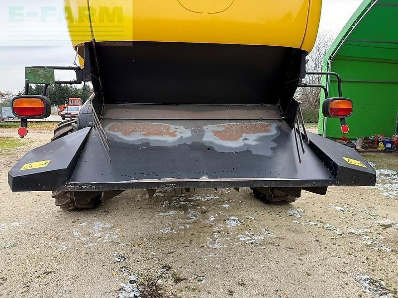 Зърнокомбайн New Holland cx8070 (cx8060,cx8080): снимка 13 Зърнокомбайн New Holland cx8070 (cx8060,cx8080): снимка 13