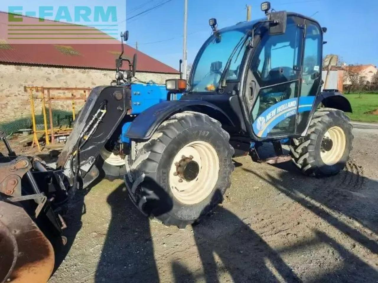 New Holland lm7-42 - Телескопичен товарач: снимка 1 New Holland lm7-42 - Телескопичен товарач: снимка 1
