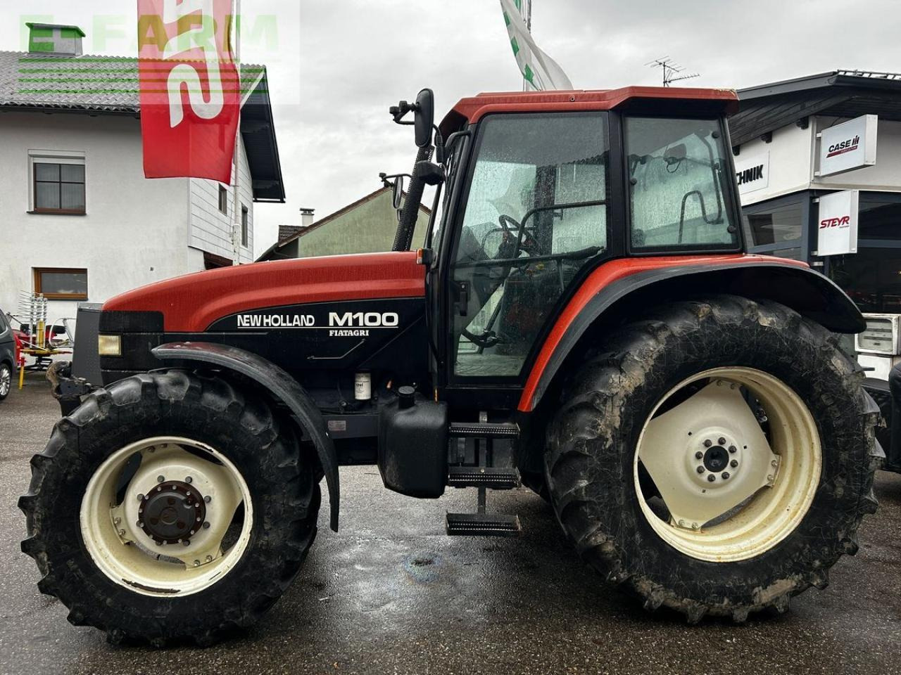 New Holland m 100/8160 - Трактор: снимка 1 New Holland m 100/8160 - Трактор: снимка 1