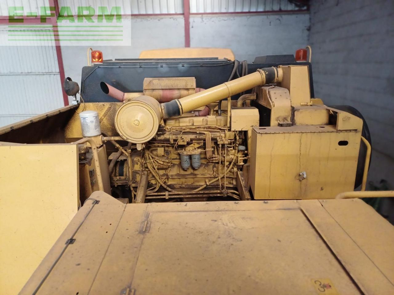 New Holland new holland tc 56 - Зърнокомбайн: снимка 3 New Holland new holland tc 56 - Зърнокомбайн: снимка 3