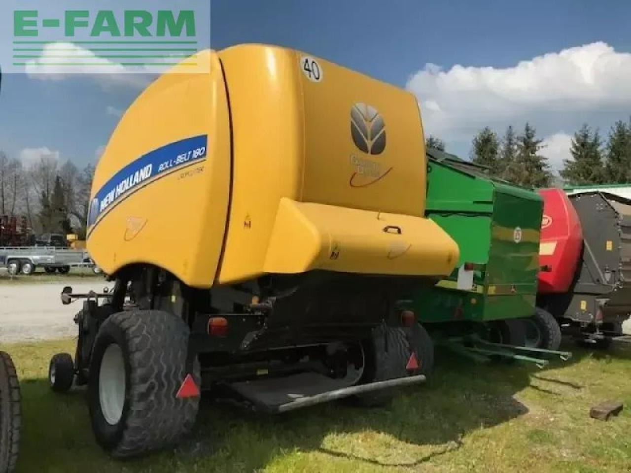 New Holland presse à balles rondes roll belt 180 new holland - Сламопреса за квадратни бали: снимка 5 New Holland presse à balles rondes roll belt 180 new holland - Сламопреса за квадратни бали: снимка 5