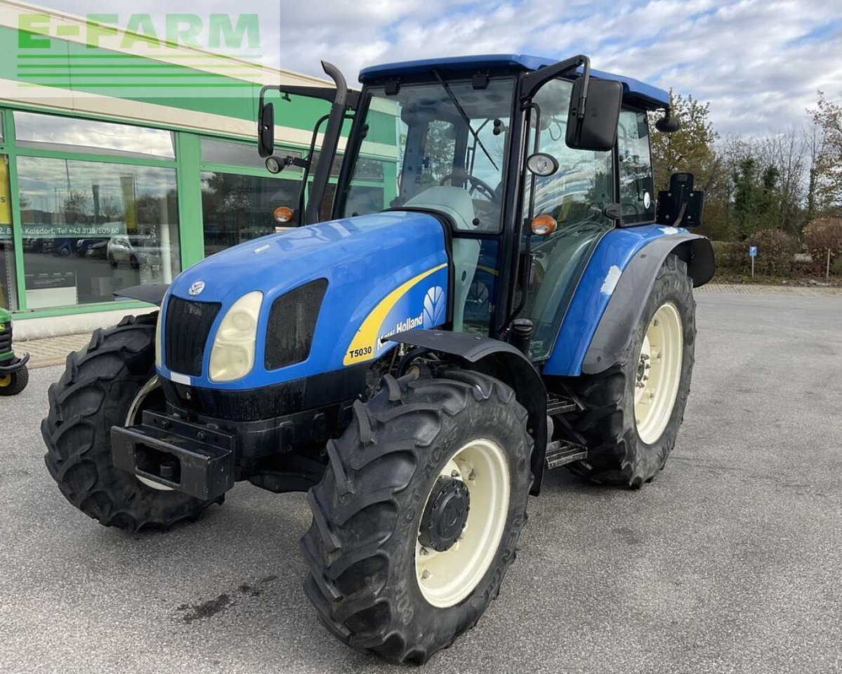 New Holland t 5030 - Трактор: снимка 1 New Holland t 5030 - Трактор: снимка 1