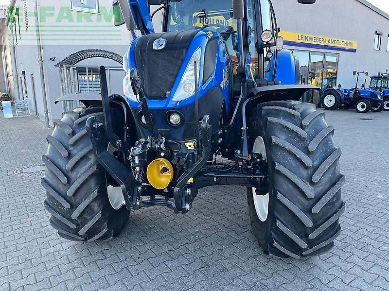 New Holland t 7.210 ac - Трактор: снимка 5 New Holland t 7.210 ac - Трактор: снимка 5