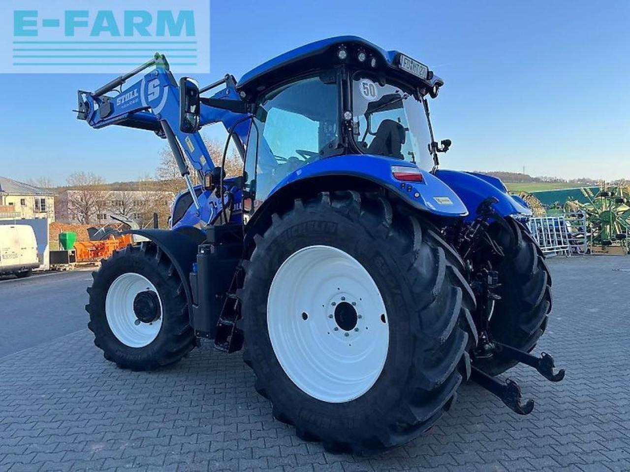 New Holland t 7.210 ac - Трактор: снимка 4 New Holland t 7.210 ac - Трактор: снимка 4