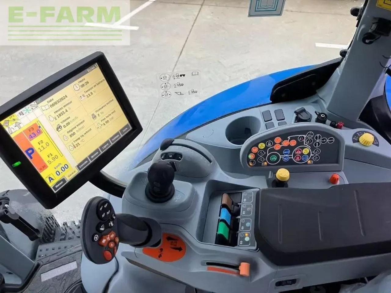 Трактор New Holland t 7.260 autocommand gps: снимка 9