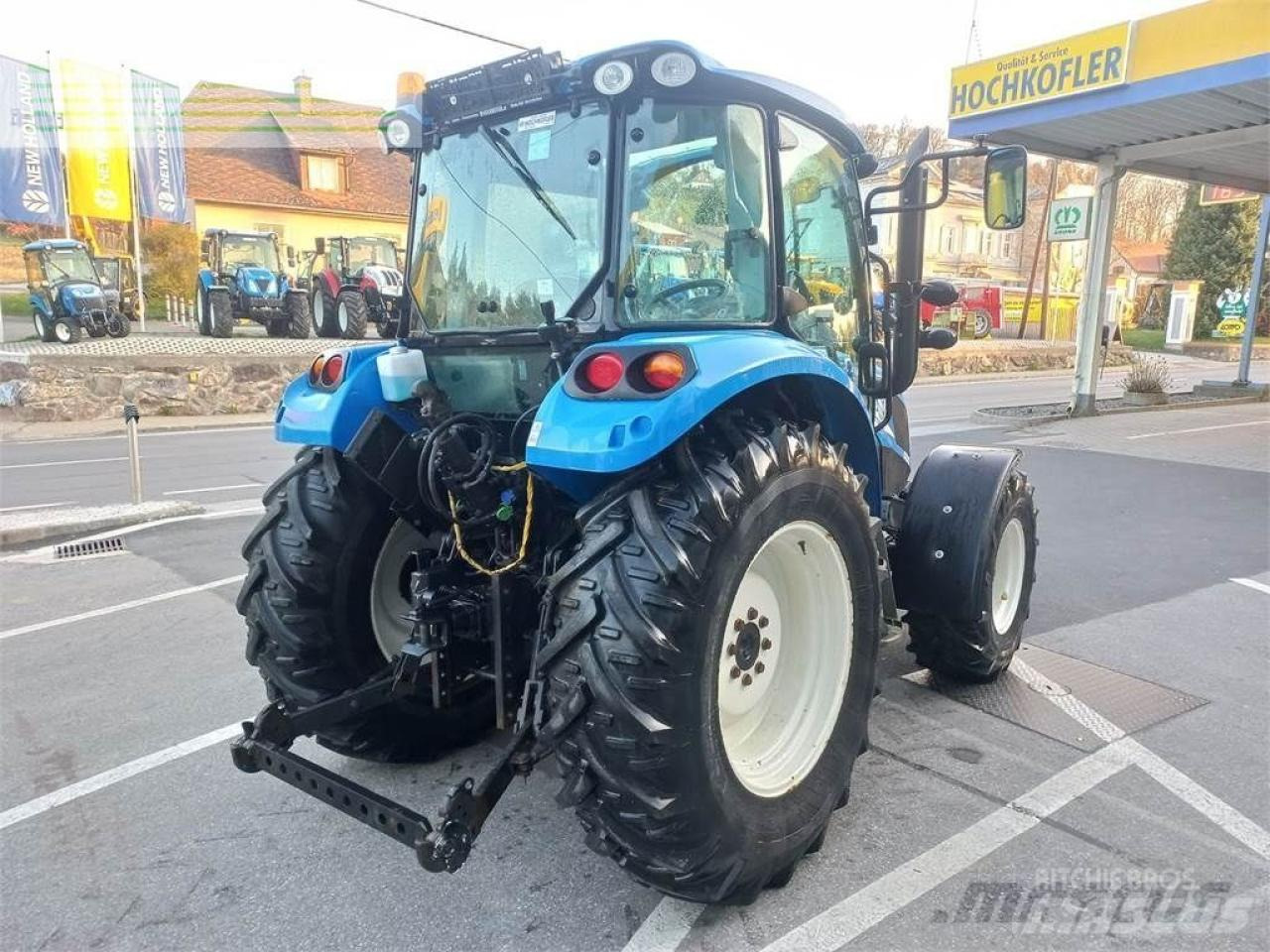 New Holland t4.75 powerstar Powerstar - Трактор: снимка 3 New Holland t4.75 powerstar Powerstar - Трактор: снимка 3