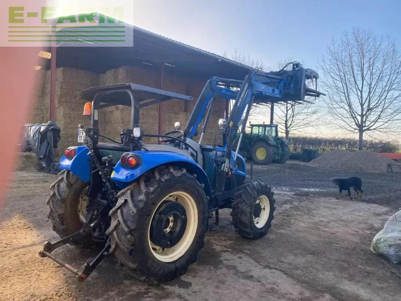New Holland t4 75 s S - Трактор: снимка 3 New Holland t4 75 s S - Трактор: снимка 3