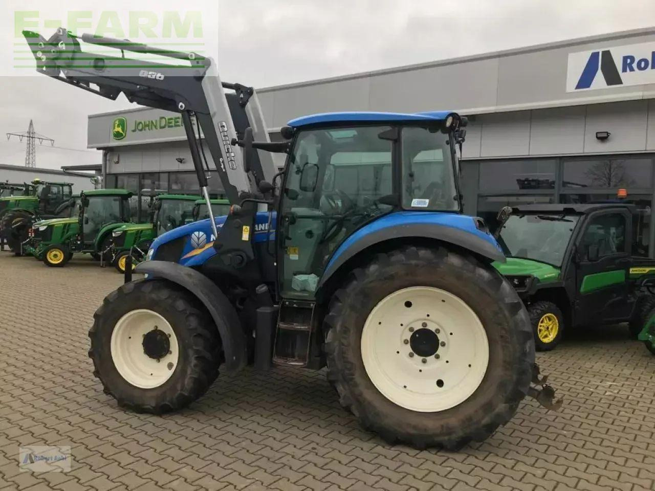 New Holland t4.85 - Трактор: снимка 2 New Holland t4.85 - Трактор: снимка 2