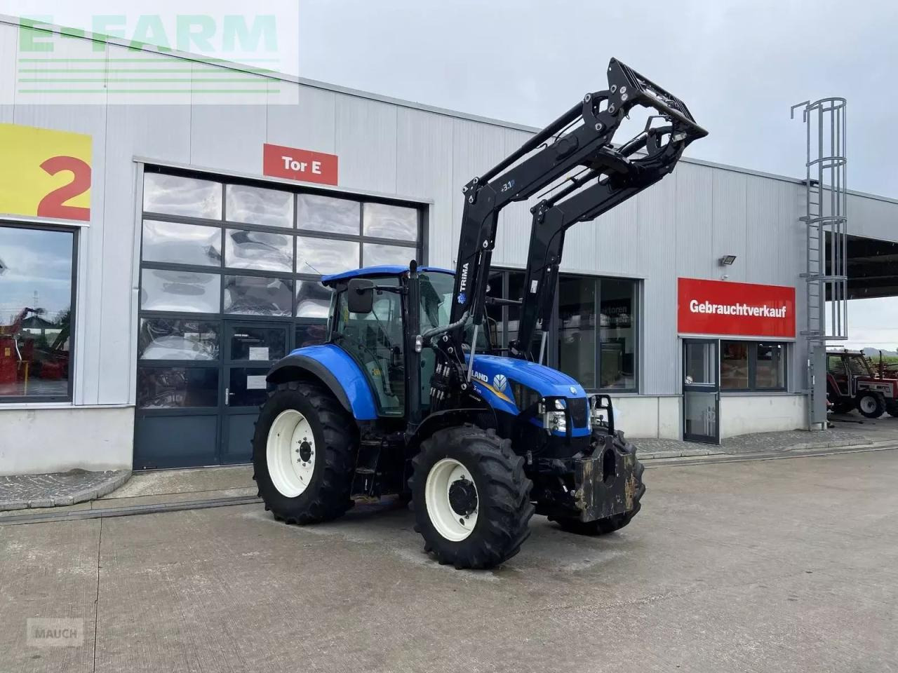 New Holland t5.105 electro command - Трактор: снимка 5 New Holland t5.105 electro command - Трактор: снимка 5