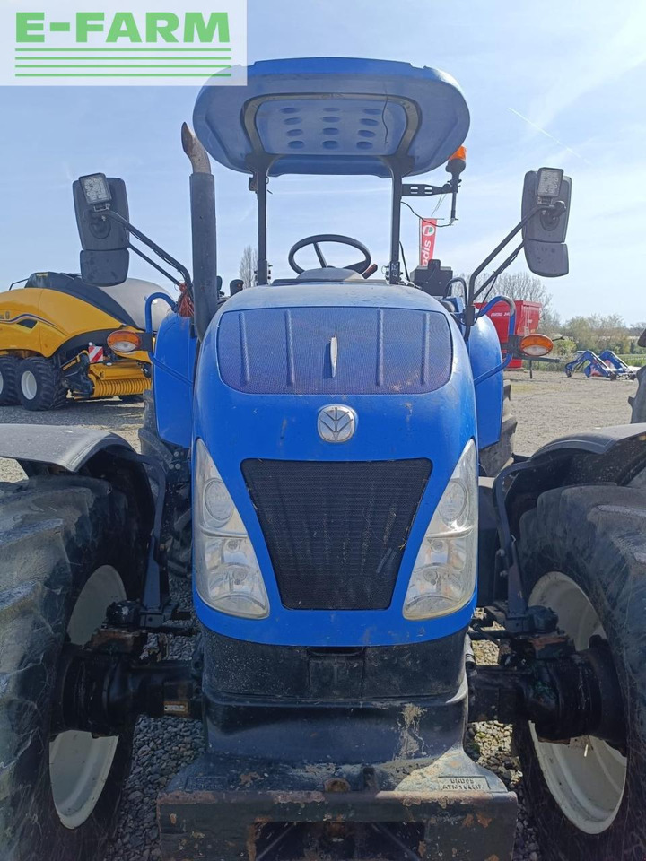 New Holland t5.115dc - Трактор: снимка 2 New Holland t5.115dc - Трактор: снимка 2