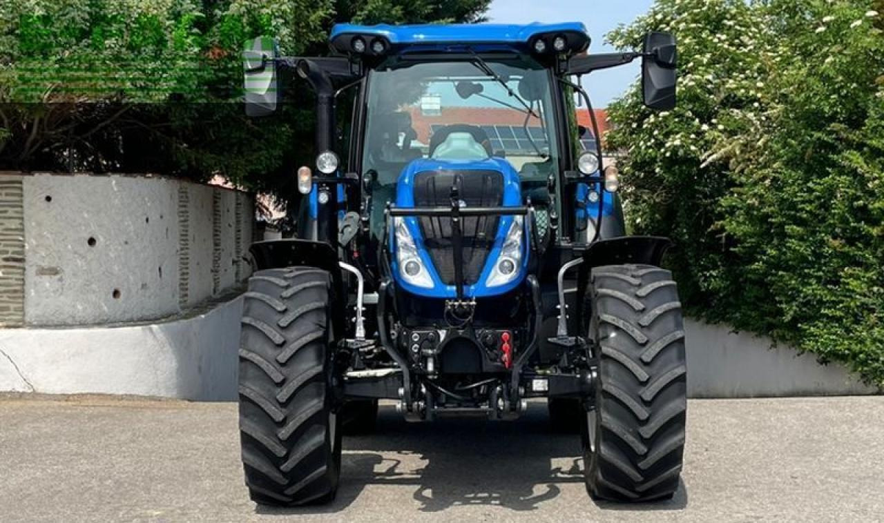 New Holland t5.120 auto command (stage v) - Трактор: снимка 2 New Holland t5.120 auto command (stage v) - Трактор: снимка 2