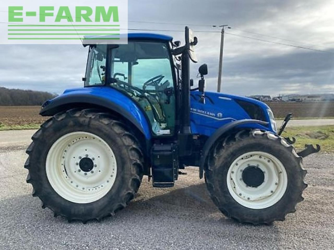New Holland t5.120 electro command - Трактор: снимка 3 New Holland t5.120 electro command - Трактор: снимка 3