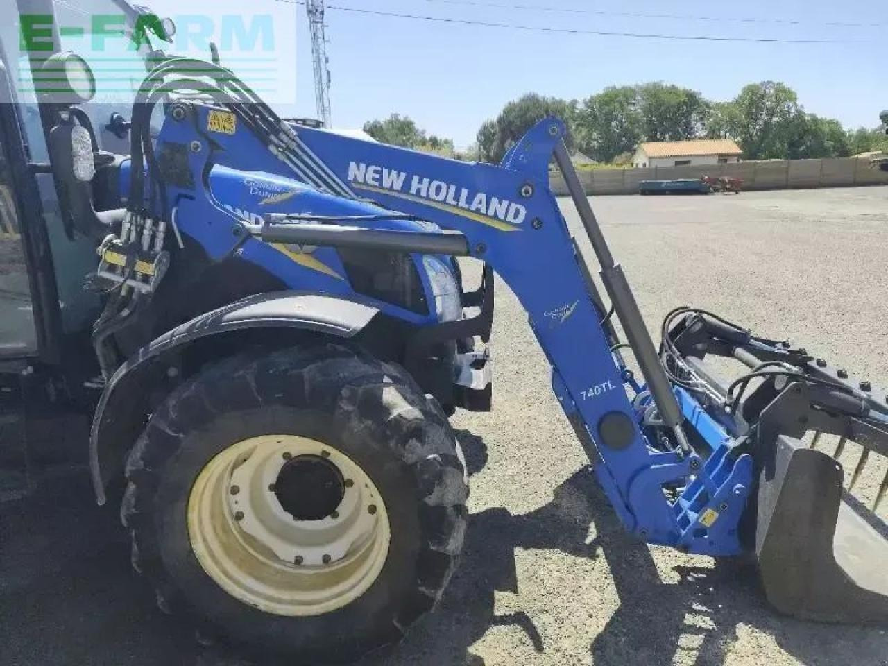 New Holland t5.95 - Трактор: снимка 5 New Holland t5.95 - Трактор: снимка 5