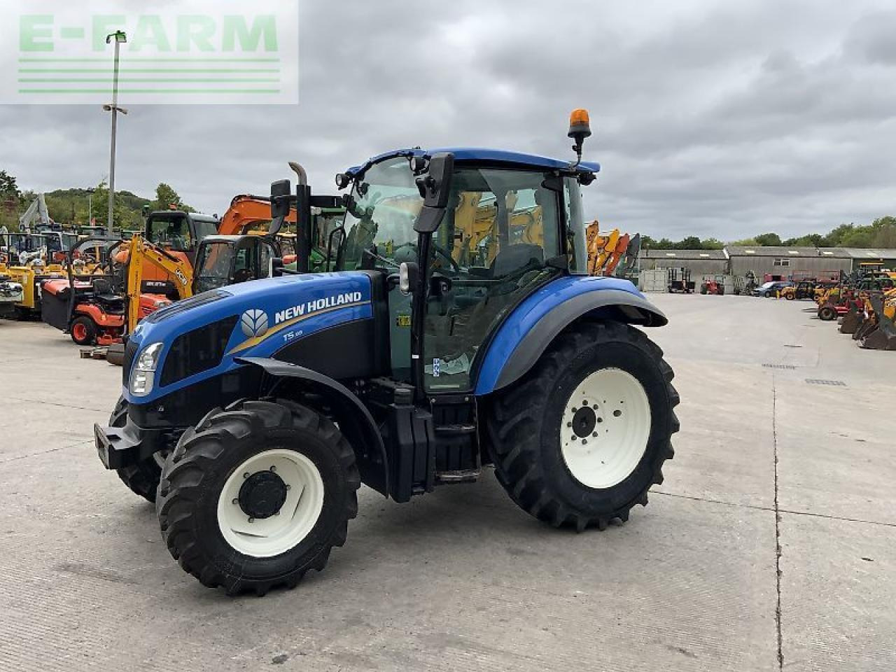 New Holland t5.95 tractor (st23762) - Трактор: снимка 4 New Holland t5.95 tractor (st23762) - Трактор: снимка 4