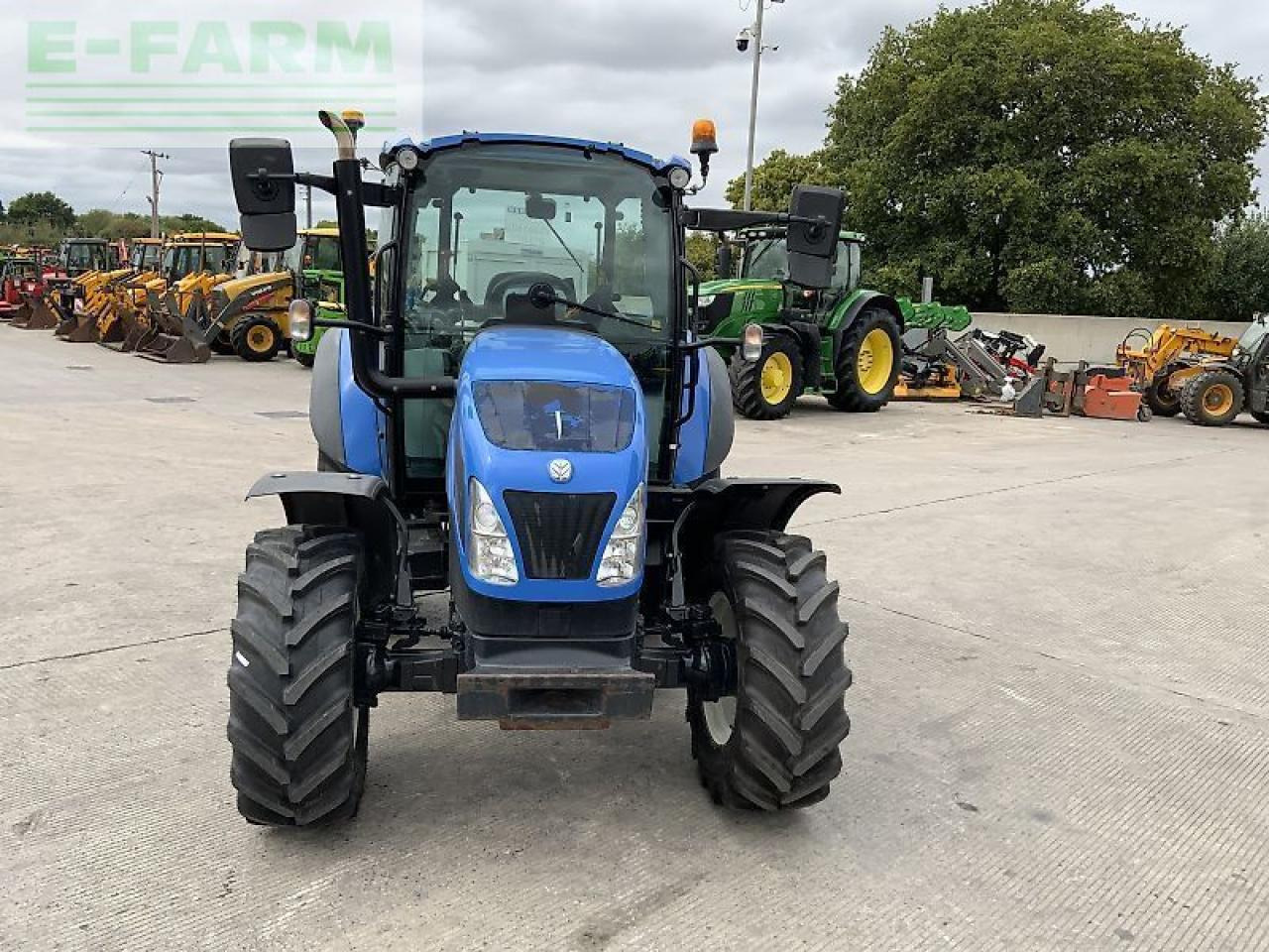New Holland t5.95 tractor (st23762) - Трактор: снимка 3 New Holland t5.95 tractor (st23762) - Трактор: снимка 3