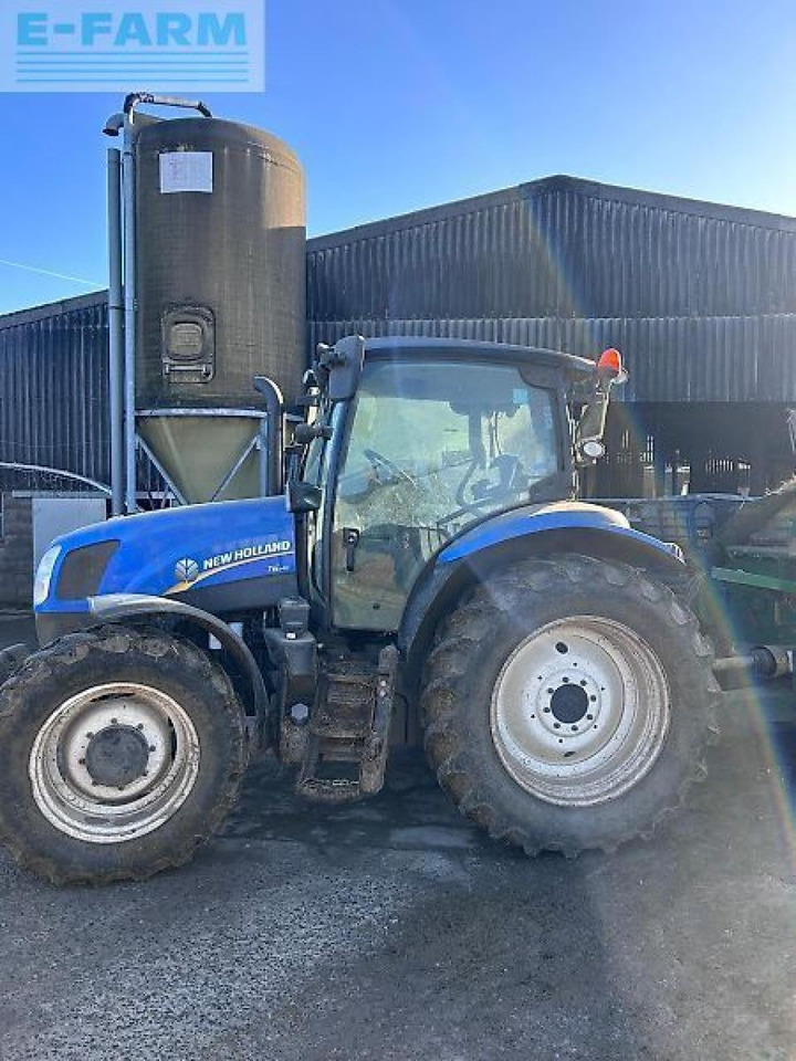 New Holland t6.140 - Трактор: снимка 2 New Holland t6.140 - Трактор: снимка 2