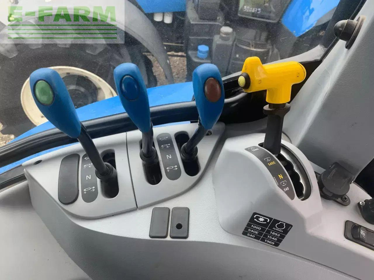 New Holland t6.145 dynamic command - Трактор: снимка 4 New Holland t6.145 dynamic command - Трактор: снимка 4