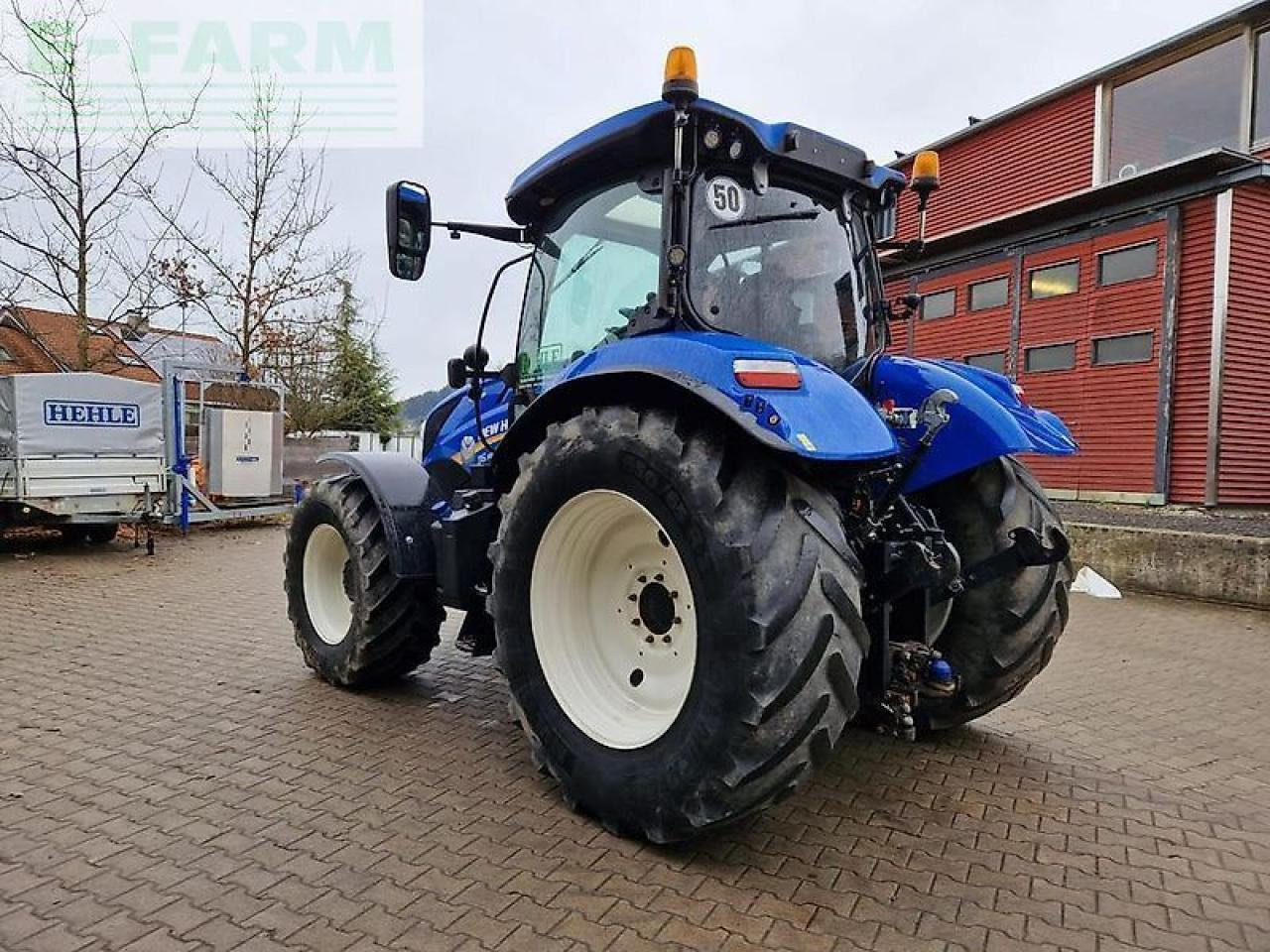New Holland t6.155 ac *stufenloses getriebe* jung gebraucht - Трактор: снимка 4 New Holland t6.155 ac *stufenloses getriebe* jung gebraucht - Трактор: снимка 4