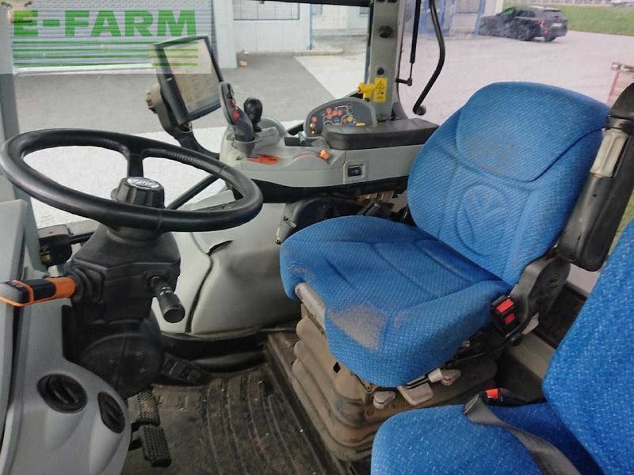 New Holland t6.160 auto command - Трактор: снимка 5 New Holland t6.160 auto command - Трактор: снимка 5