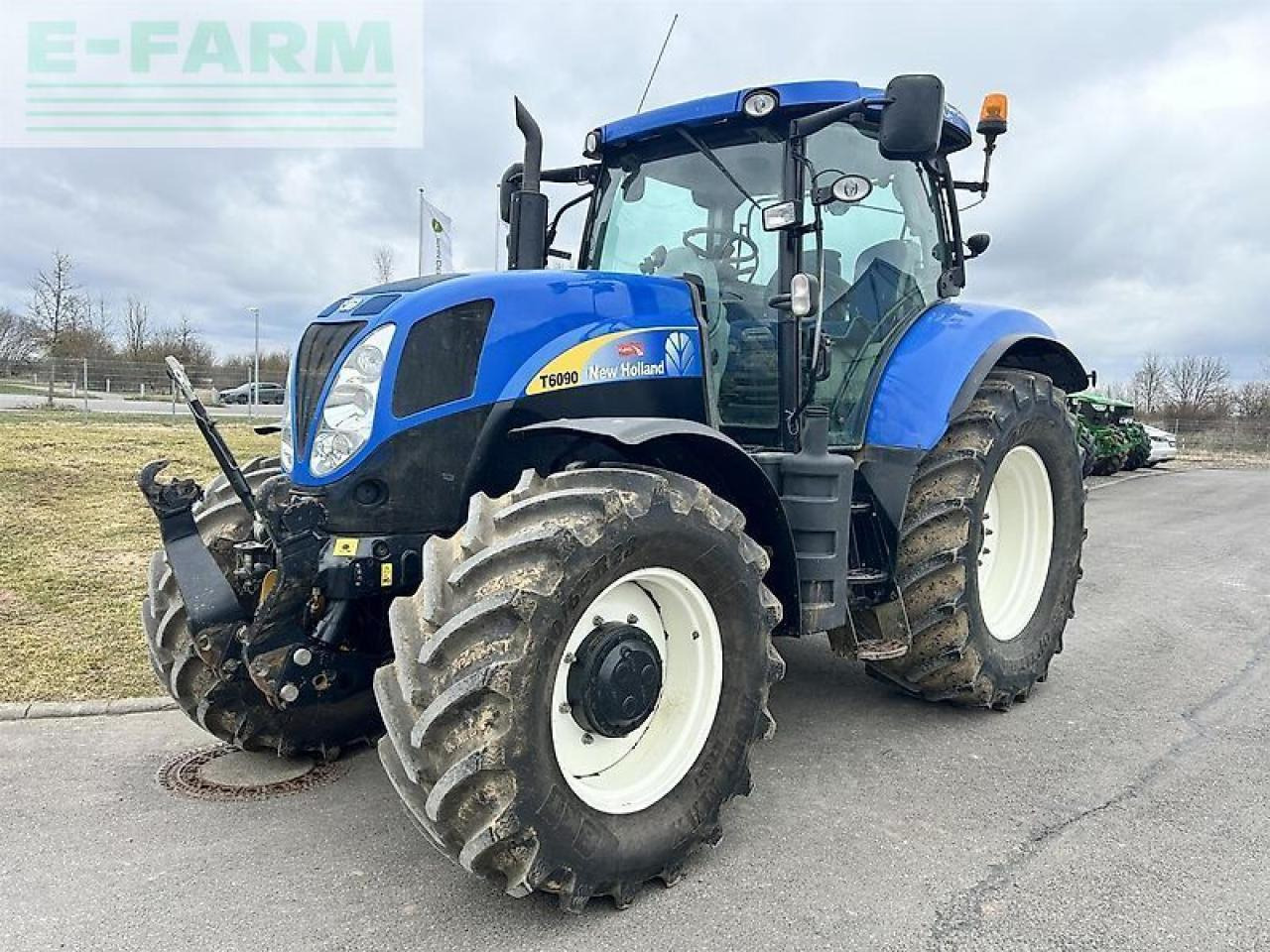New Holland t6090 power command - Трактор: снимка 2 New Holland t6090 power command - Трактор: снимка 2