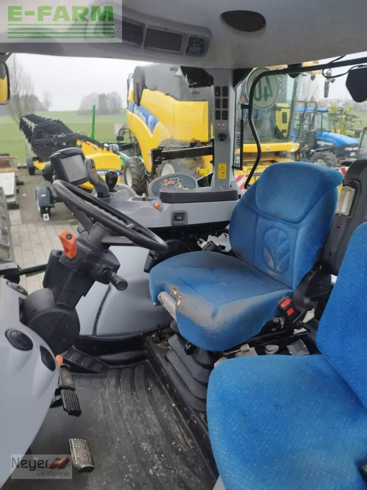 Трактор New Holland t6090 powercommand: снимка 13