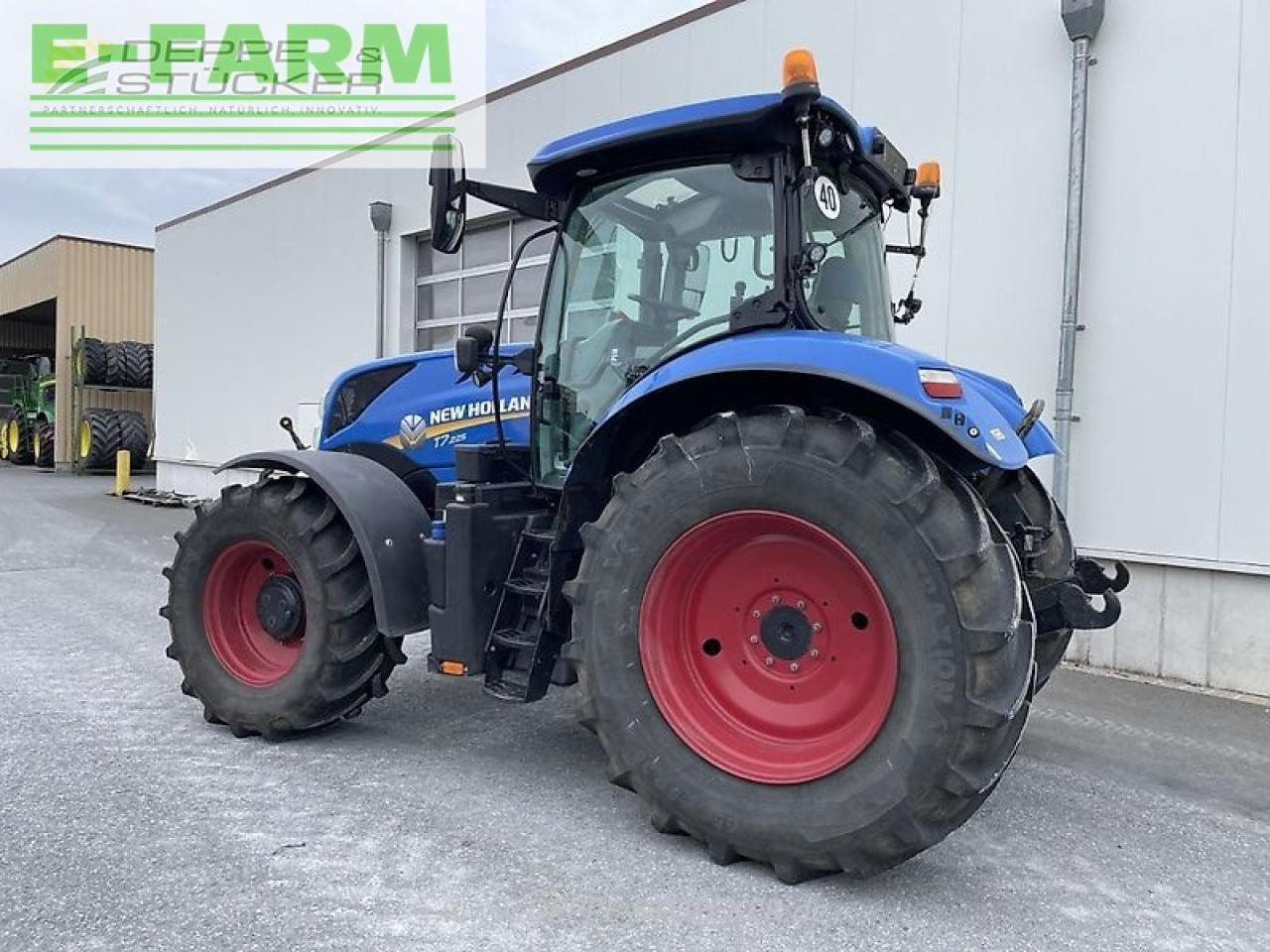 Трактор New Holland t7.175: снимка 13