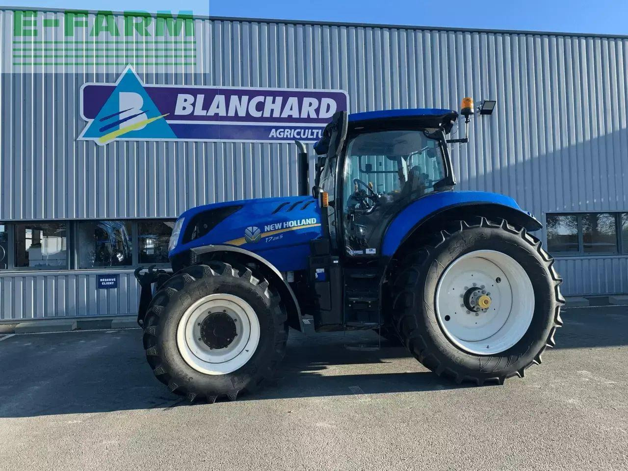 New Holland t7.215s pc s5 S - Трактор: снимка 1 New Holland t7.215s pc s5 S - Трактор: снимка 1