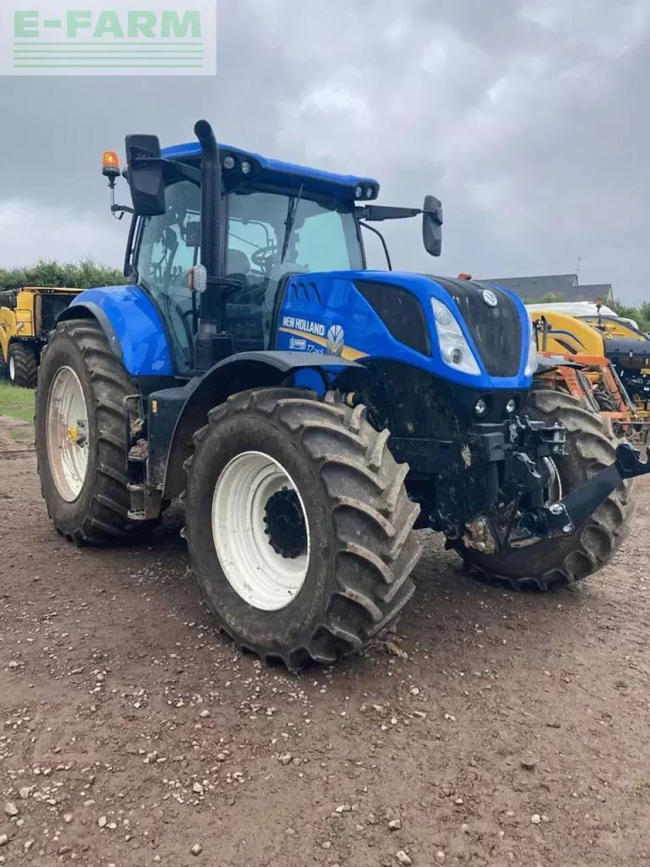 New Holland t7.215s pc s5 S - Трактор: снимка 1 New Holland t7.215s pc s5 S - Трактор: снимка 1