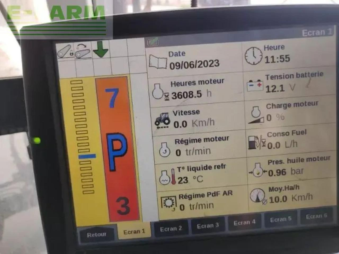 New Holland t7-220pc-sw - Трактор: снимка 3 New Holland t7-220pc-sw - Трактор: снимка 3