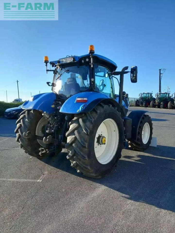 New Holland t7.225 - Трактор: снимка 3 New Holland t7.225 - Трактор: снимка 3