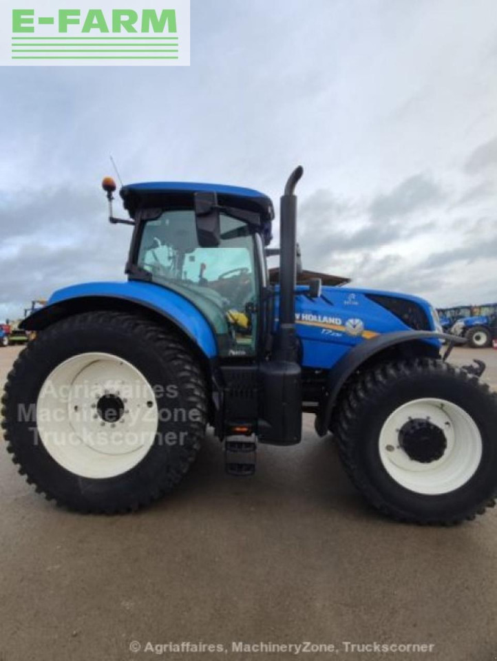 New Holland t7 230 - Трактор: снимка 2 New Holland t7 230 - Трактор: снимка 2