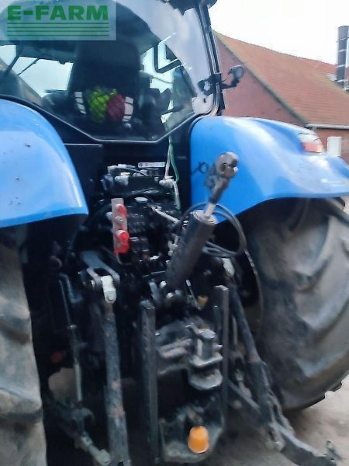 New Holland t7.230 ac - Трактор: снимка 4 New Holland t7.230 ac - Трактор: снимка 4