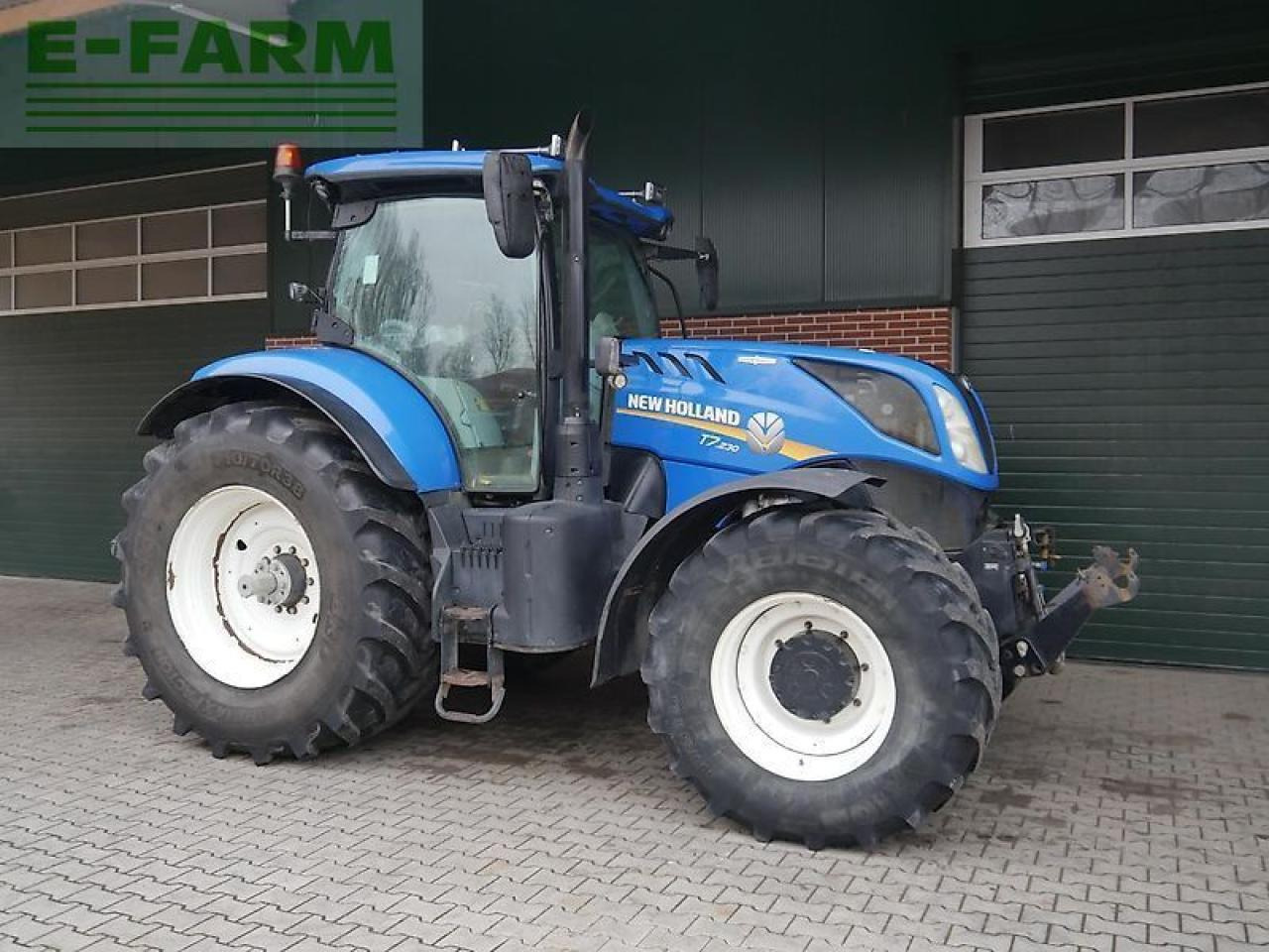 New Holland t7.230 autocommand - Трактор: снимка 1 New Holland t7.230 autocommand - Трактор: снимка 1