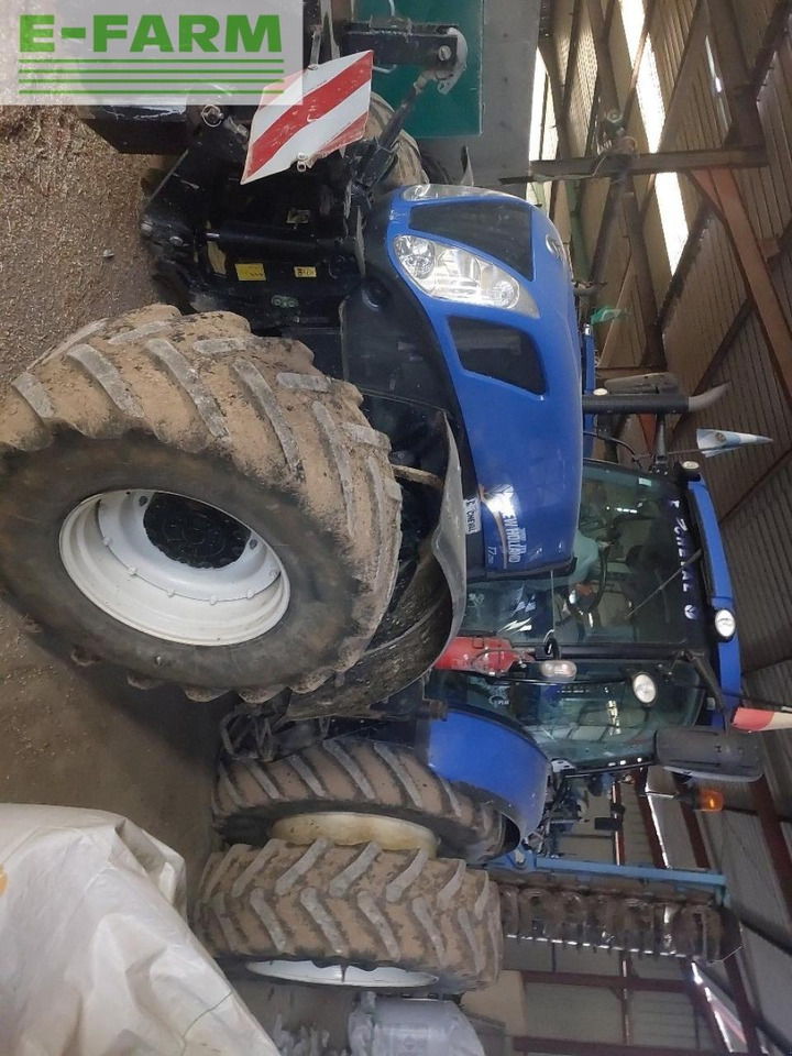 New Holland t7.250 - Трактор: снимка 1 New Holland t7.250 - Трактор: снимка 1