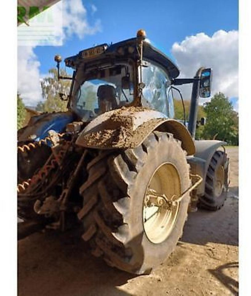 New Holland t7.270 ac - Трактор: снимка 2 New Holland t7.270 ac - Трактор: снимка 2