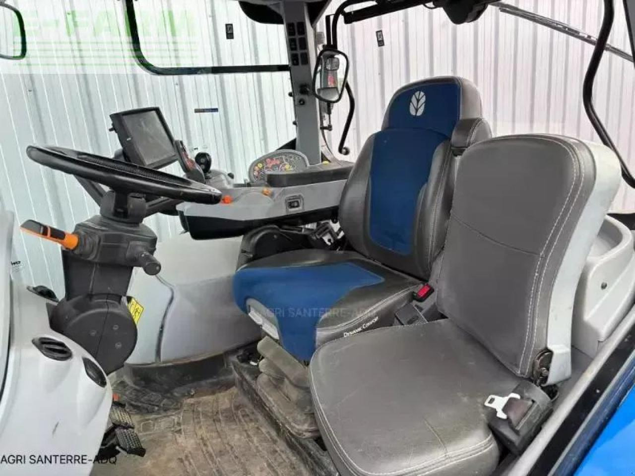 Трактор New Holland t7.270 ac: снимка 7