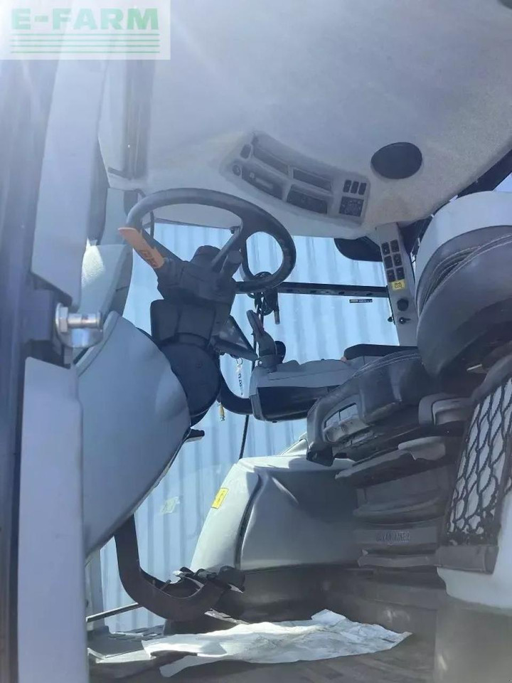 Трактор New Holland t7.270 auto command: снимка 10