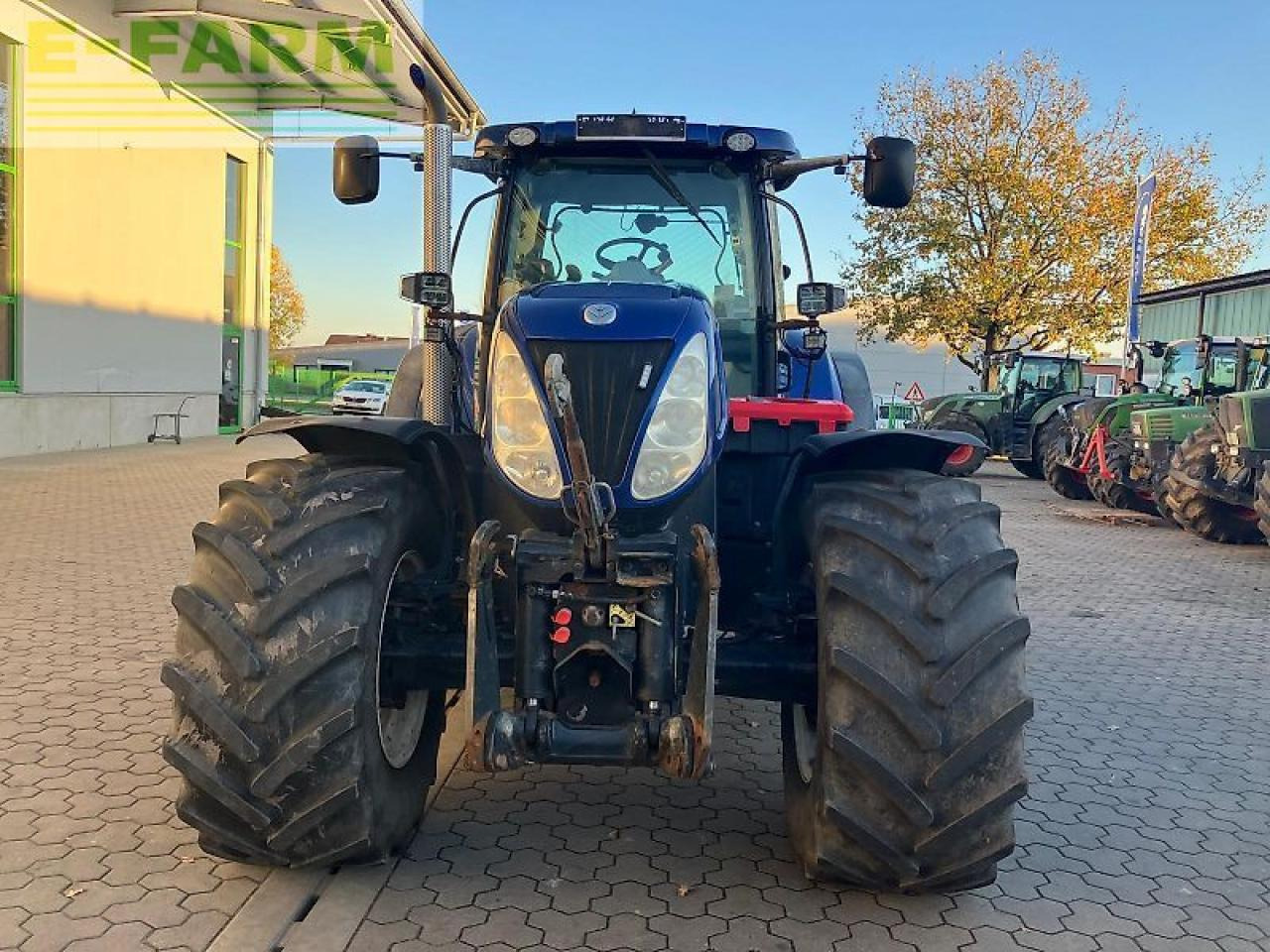 New Holland t7.270 auto command - Hot Deal - Трактор: снимка 2 New Holland t7.270 auto command - Hot Deal - Трактор: снимка 2
