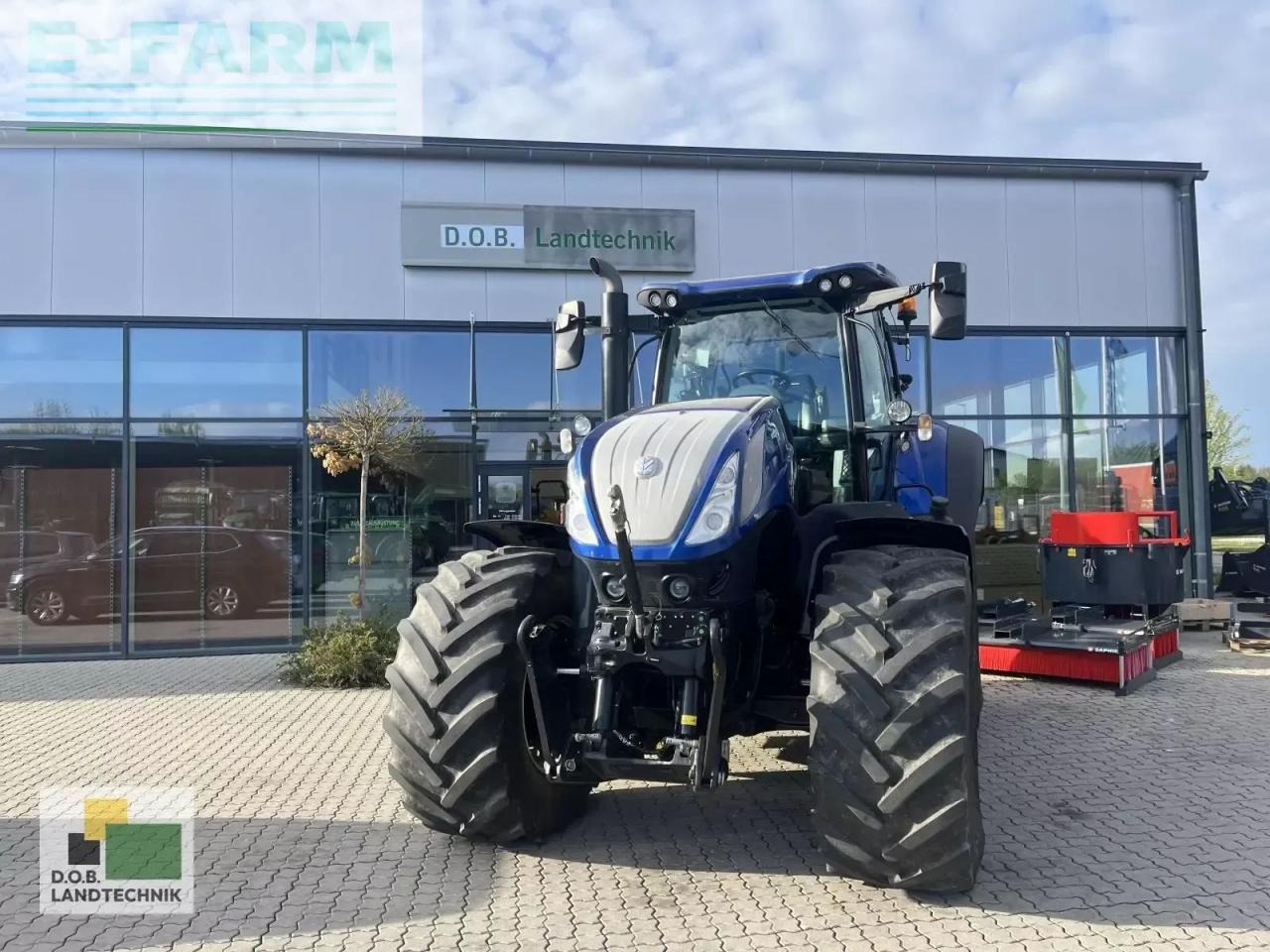 New Holland t7.290 hd HD - Трактор: снимка 2 New Holland t7.290 hd HD - Трактор: снимка 2