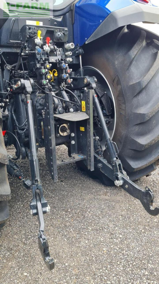 Трактор New Holland t7.300auto command: снимка 9