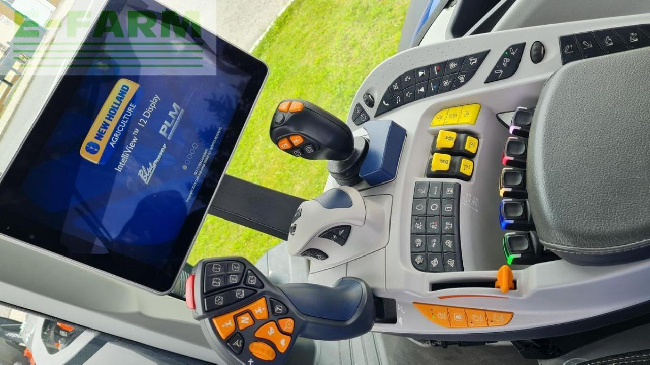 Трактор New Holland t7.300auto command: снимка 6