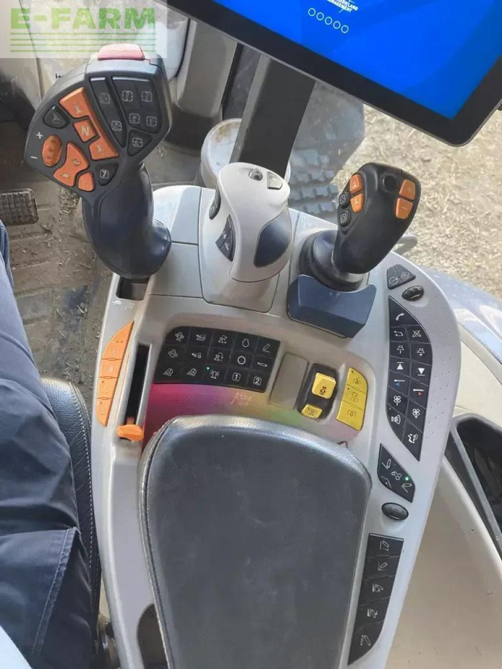 New Holland t7.315 ac s5 - Трактор: снимка 5 New Holland t7.315 ac s5 - Трактор: снимка 5