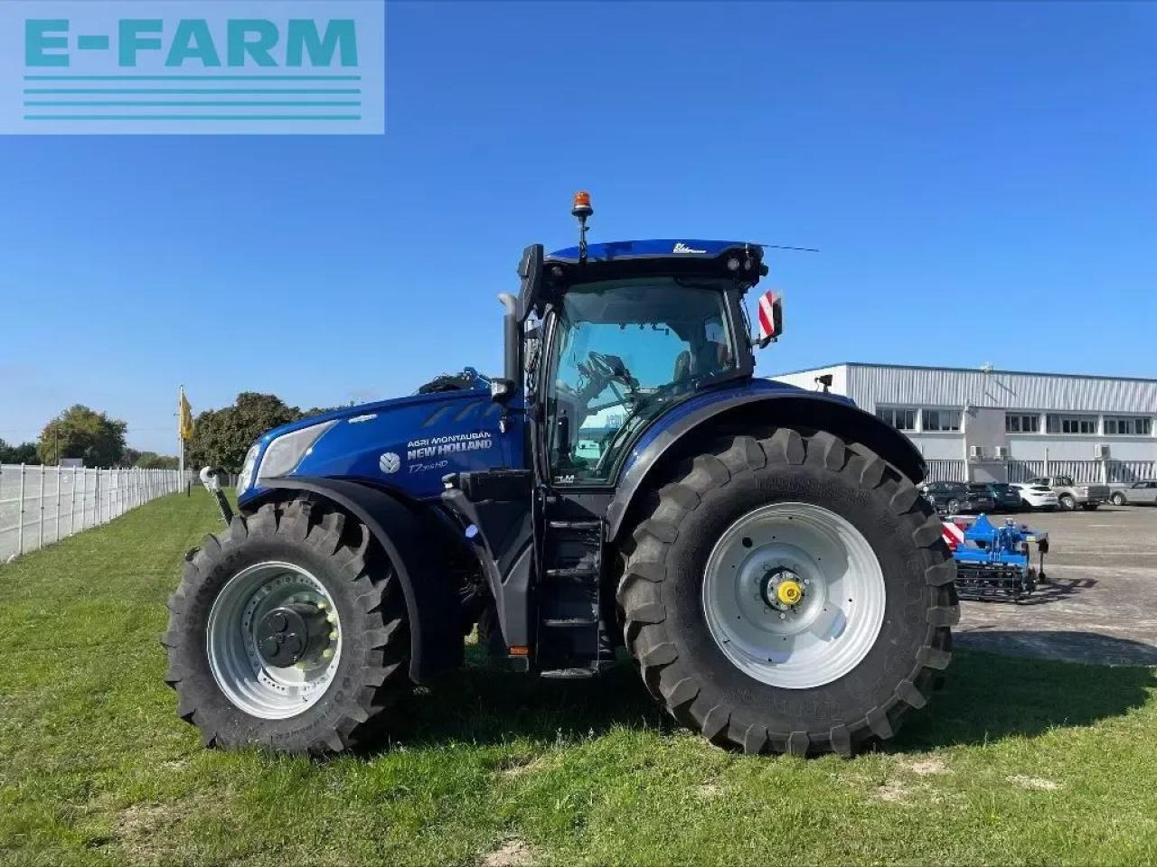 New Holland t7.315 hd plmi HD - Трактор: снимка 3 New Holland t7.315 hd plmi HD - Трактор: снимка 3