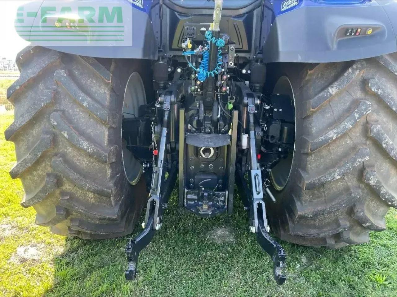 Трактор New Holland t7.315 hd plmi HD: снимка 6