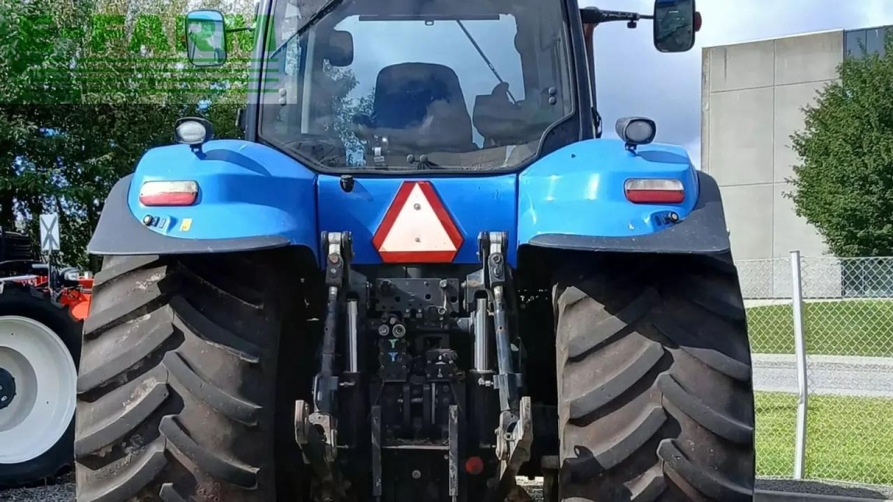 New Holland t8.330 - Трактор: снимка 5 New Holland t8.330 - Трактор: снимка 5