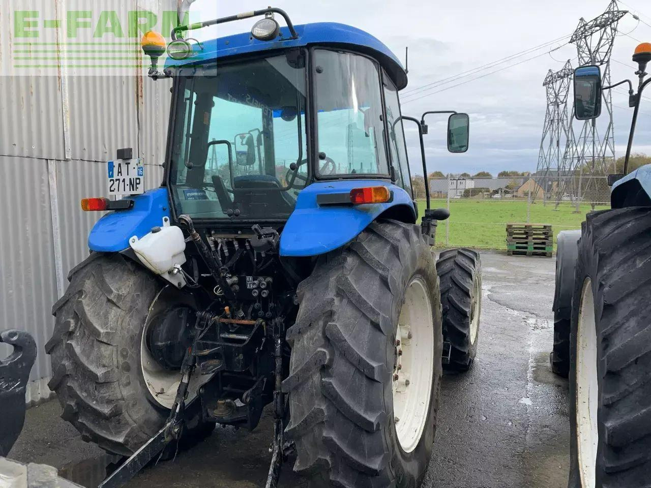 New Holland td5040 - Трактор: снимка 3 New Holland td5040 - Трактор: снимка 3