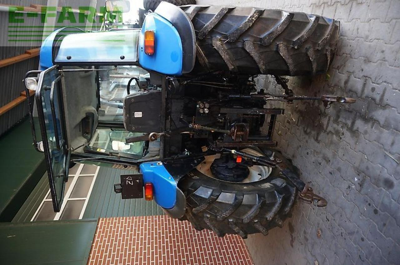 Трактор New Holland td80d mit quicke frontlader D: снимка 6