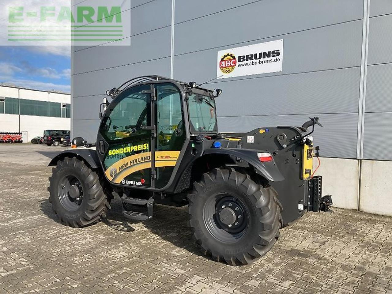 New Holland th6.36 t4b-133 hp - Телескопичен товарач: снимка 3 New Holland th6.36 t4b-133 hp - Телескопичен товарач: снимка 3