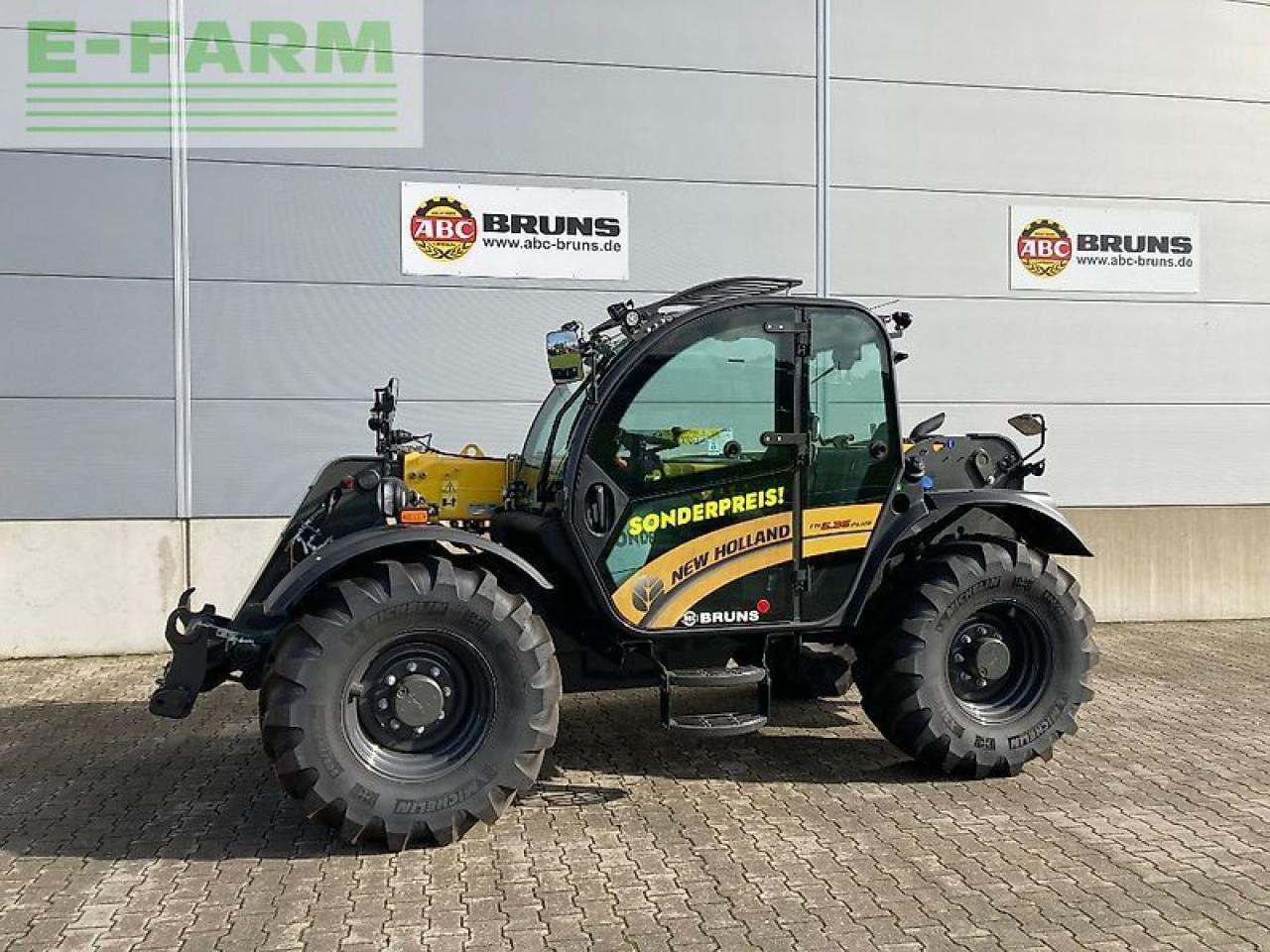 New Holland th6.36 t4b-133 hp - Телескопичен товарач: снимка 2 New Holland th6.36 t4b-133 hp - Телескопичен товарач: снимка 2